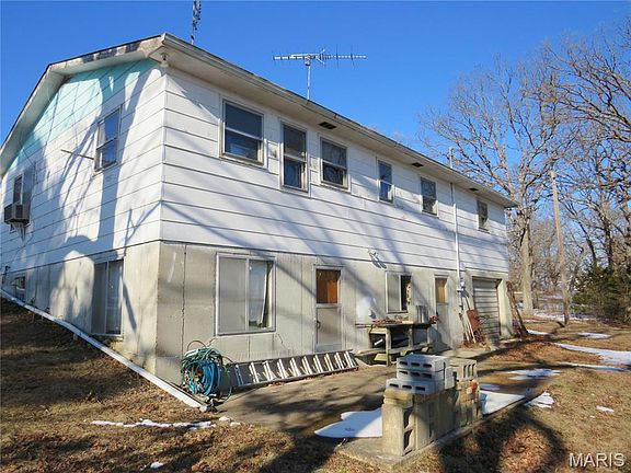 3rd image of 2268 Stony Hill Rd