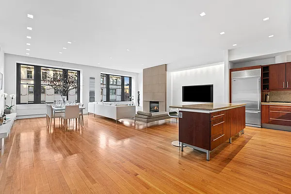 Sold by Douglas Elliman | media 17