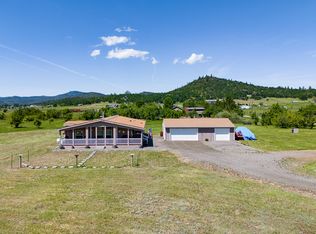 14399 Avalon Dr, White City, OR 97503