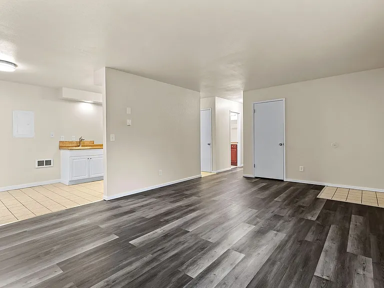 17354 SW Merlo Rd — Photo 19