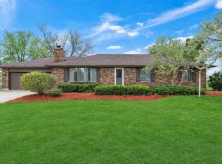 301 Lilas Ct, New Lenox, IL 60451