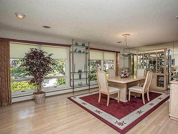 3rd image of 9 Baldwin Orchard Dr