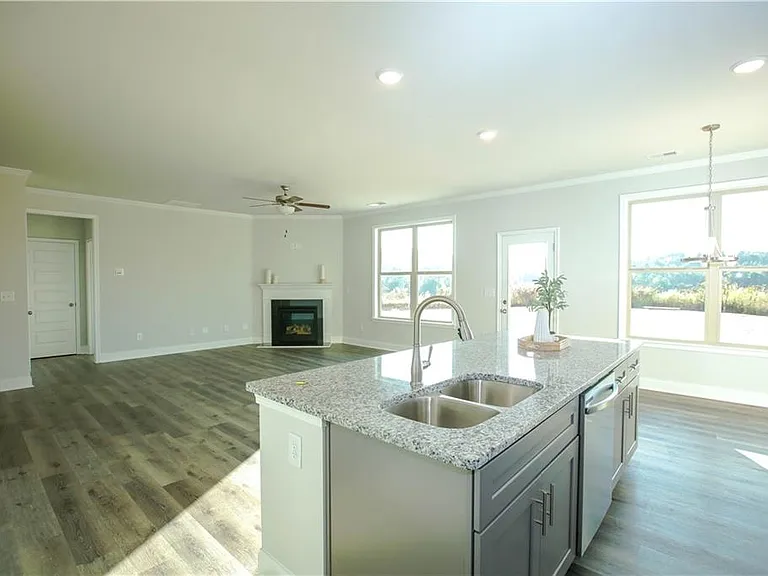 452 Hellen Valley Dr — Photo 11