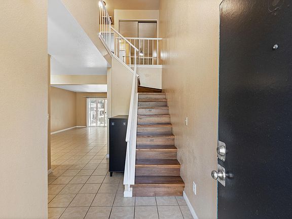 5th image of 2206 Piccardo Cir #9