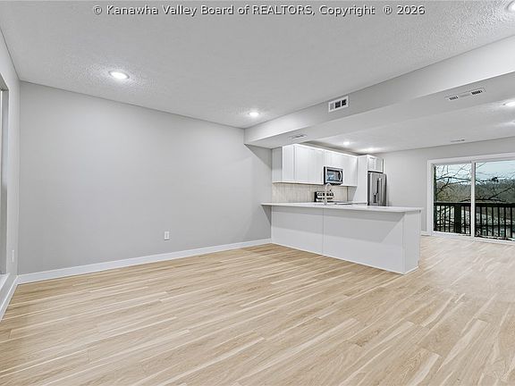 2nd image of 319 Berry Ln