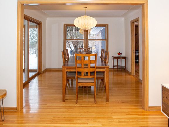 5th image of 501 Parkview Ter