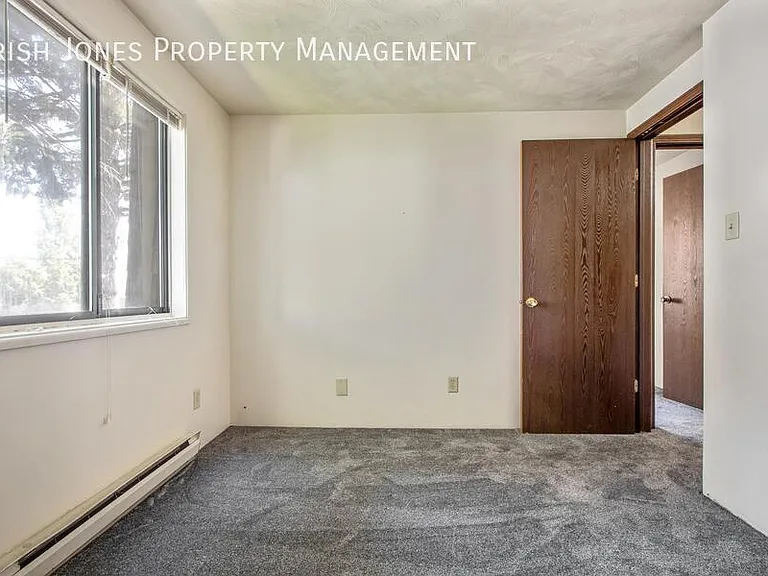 9234 Niemel Dr #4 — Photo 16