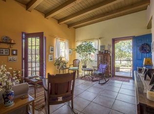 1252 Senda Del Valle, Santa Fe, NM 87507
