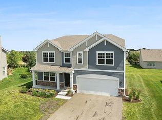 2293 Grande Trail Ct, Yorkville, IL 60560