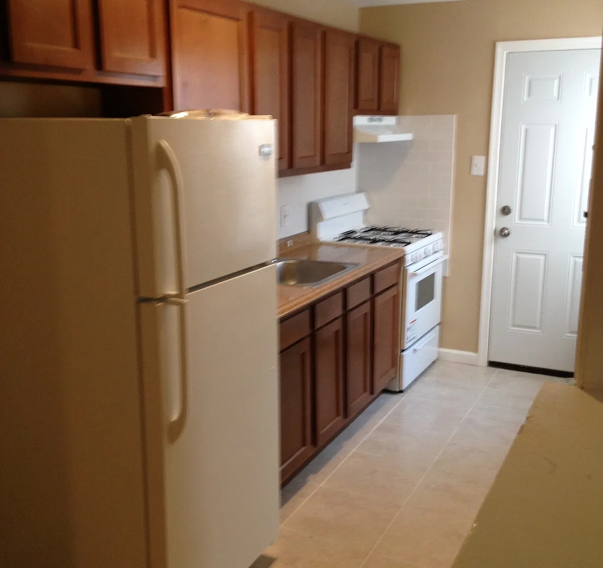 3023 Mt Ephraim Ave (Fairview) — Photo 4