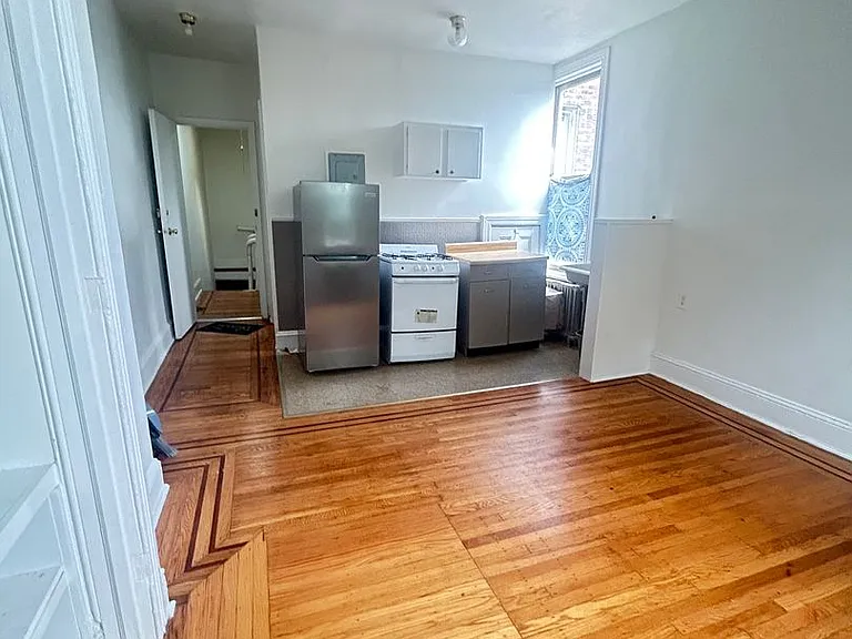 1808 W Tioga St — Photo 5