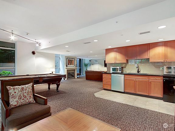 5th image of 1420 Terry Avenue #1605