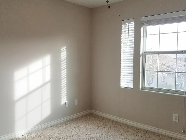 8046 Glimmerglass Ave — Photo 14