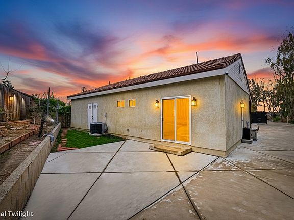 2nd image of 12428 Lilac Ct