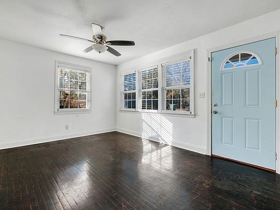 5th image of 721 S Bellamy Dr