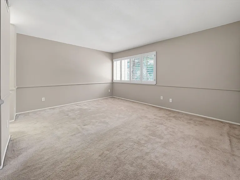 28381 Connie Ct — Photo 7