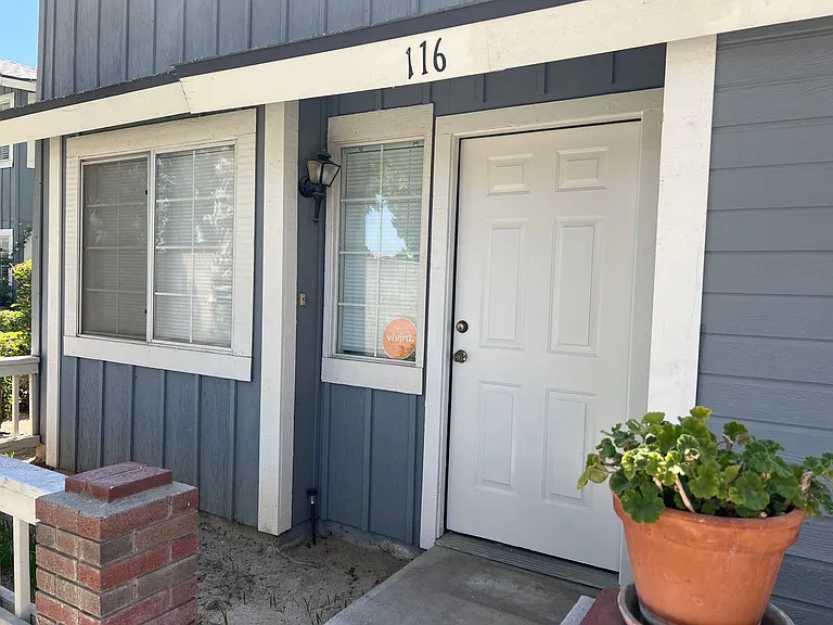 2600 Brookside Dr #116 — Photo 2