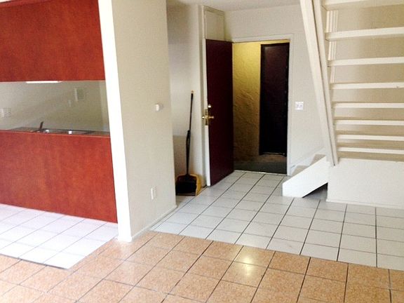 2nd image of 4929 Lynnfield St APT 15