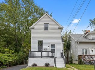 630 Military Rd, Saint Louis, MO 63125