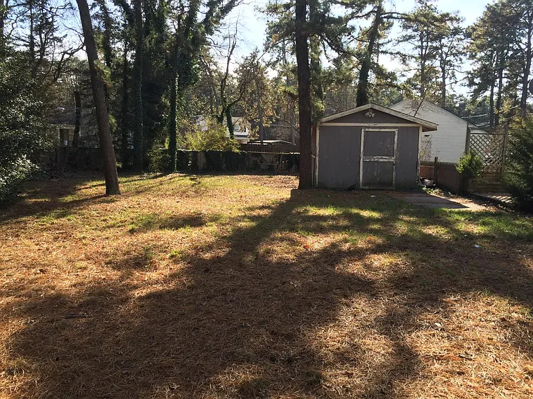 203 Oriole Rd — Photo 15