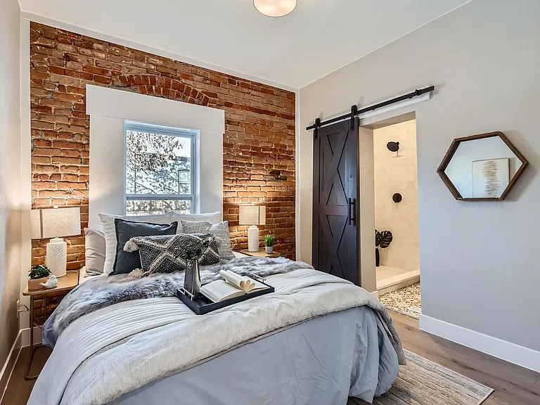 3120 N Race St — Photo 8