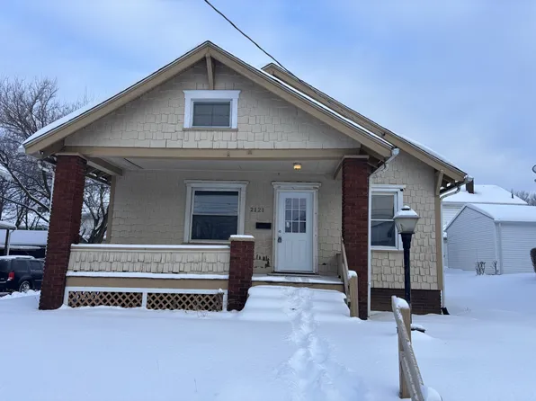 2121 2nd St SE, Canton, OH 44707