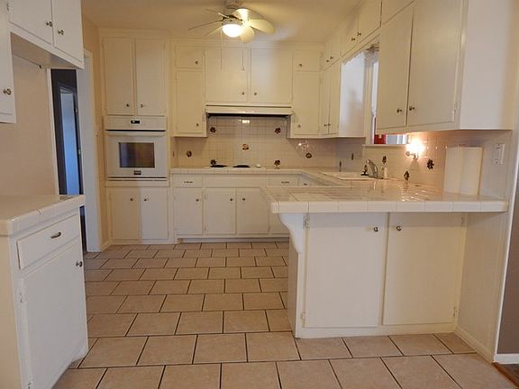 4th image of 4407 Roosevelt Dr