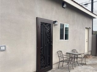 3229 Locust Ave, Long Beach, CA 90807