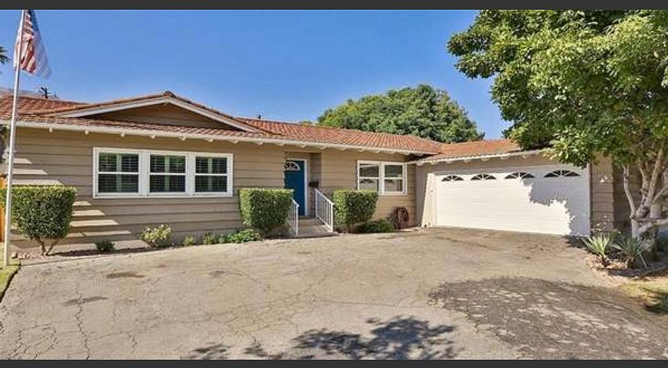 1st image of 455 W Leadora Ave