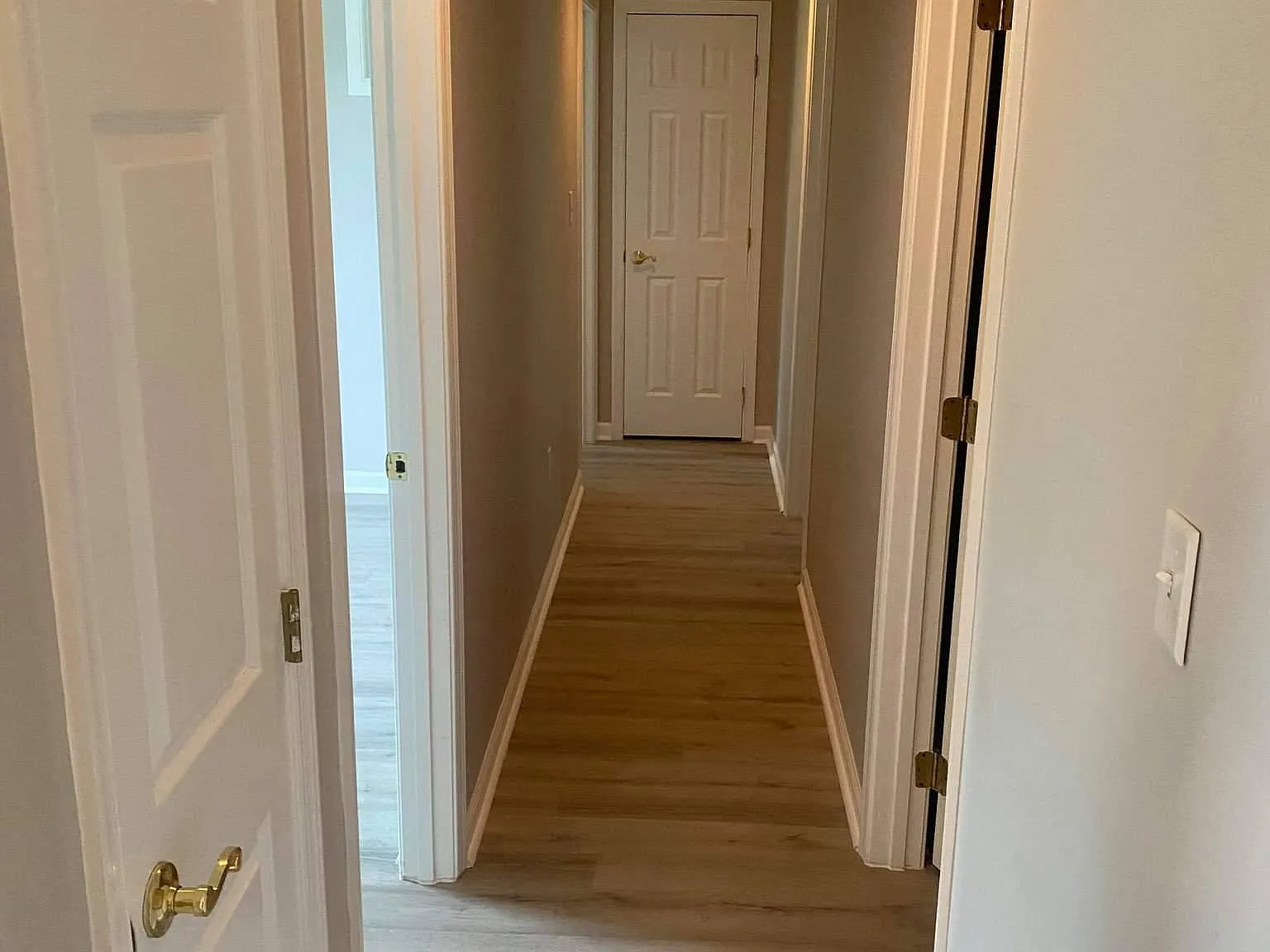 3 bed, 1250 sqft, $2,200 — Photo 3