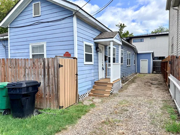 2630 Arlington St, Houston, TX 77008