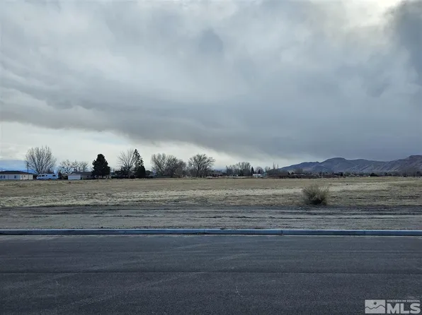 Cumpston Dr, Yerington, NV 89447