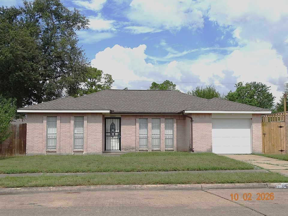1st image of 15022 Chipman Ln