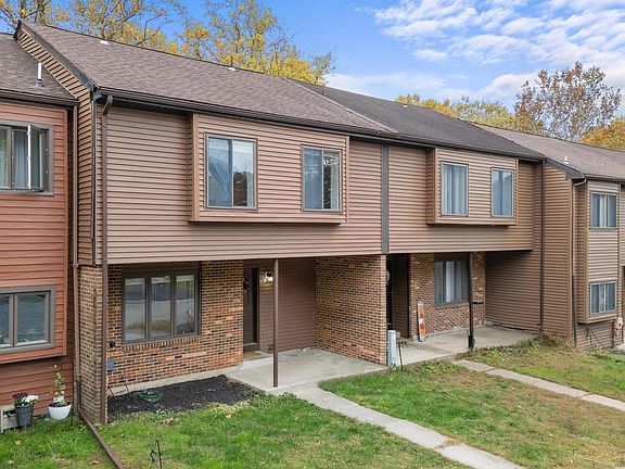 3rd image of 5537 Doral Dr