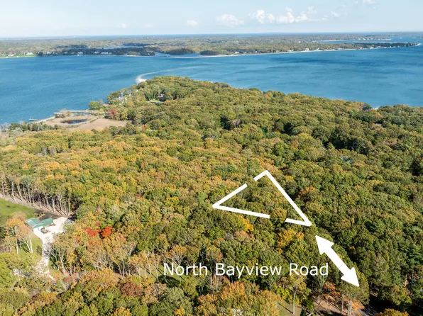 11195 N Bayview Rd, Southold, NY 11971