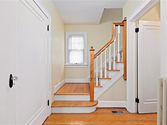 2nd image of 145 Kirkland Ave