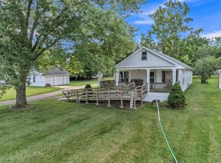 41827 Griswold Rd, Elyria, OH 44035