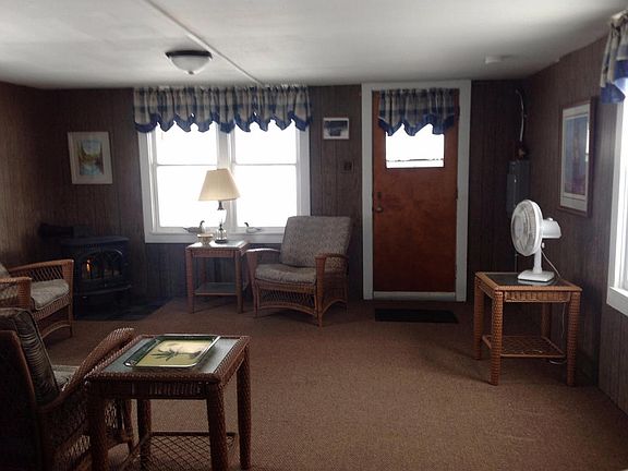 4th image of 837 Bark Lake Dr