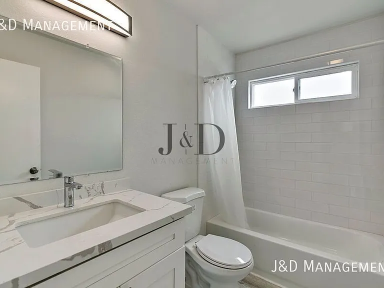 DEL612 — Photo 34