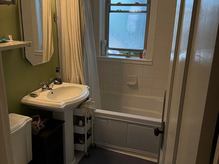 205 Washington Blvd #3 — Photo 9