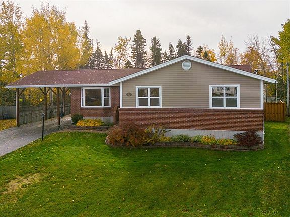 3rd image of 5 Mattern Place