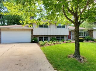 619 N Locust St, Frankfort, IL 60423