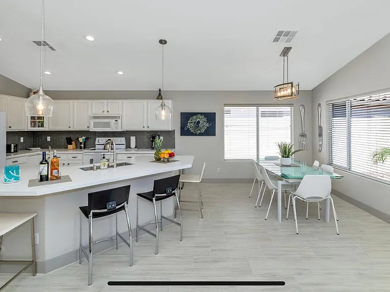1420 W Flintlock Way — Photo 17