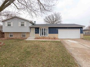 1987 Broadford Dr, South Bend, IN 46614