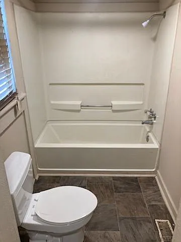 2 bed, 880 sqft, $950 — Photo 4