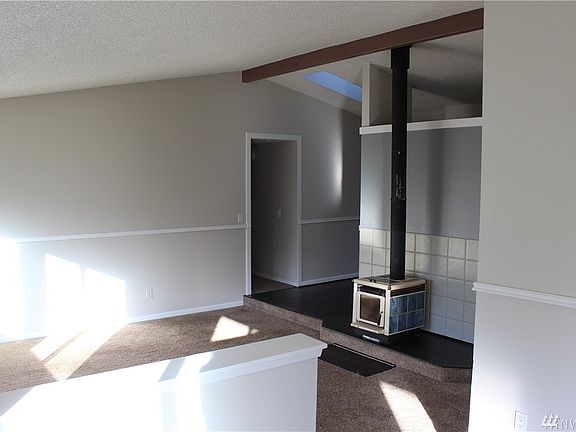 5th image of 1720 150th St S