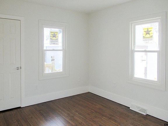 2nd image of 132 Arcadia Ave