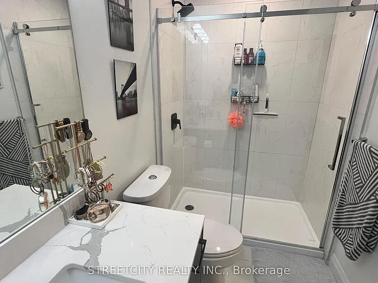 3900 Savoy St E #31 — Photo 14