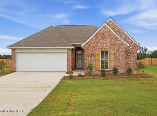 704 Kathleen Dr, Canton, MS 39046