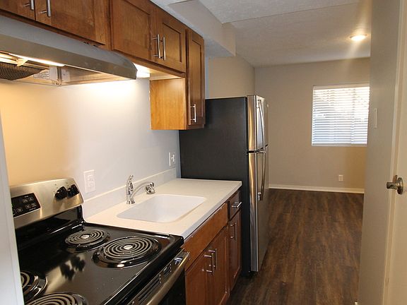 5th image of 1138 S 29th St APT 3